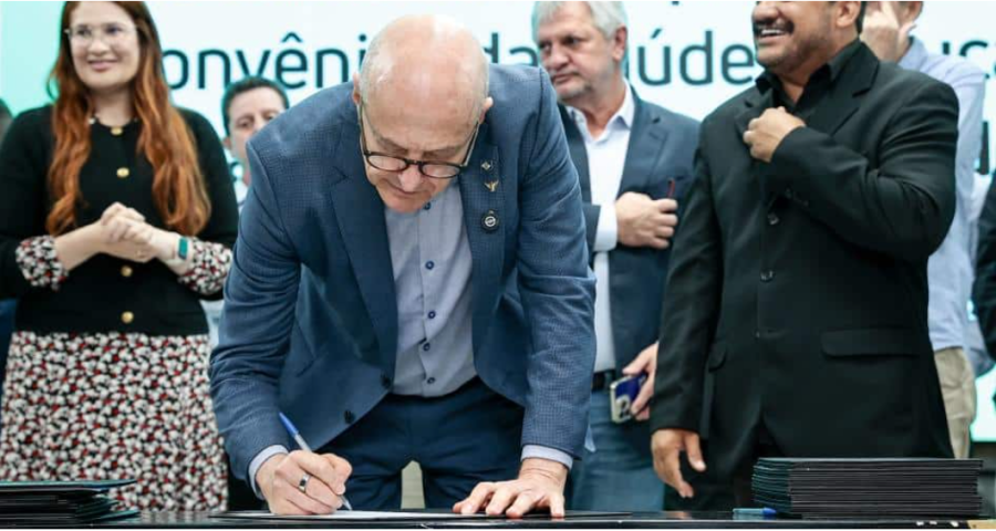 Estado assina R$ 110 milhões em convênios para novas obras em mais de 15 cidades no Nortão