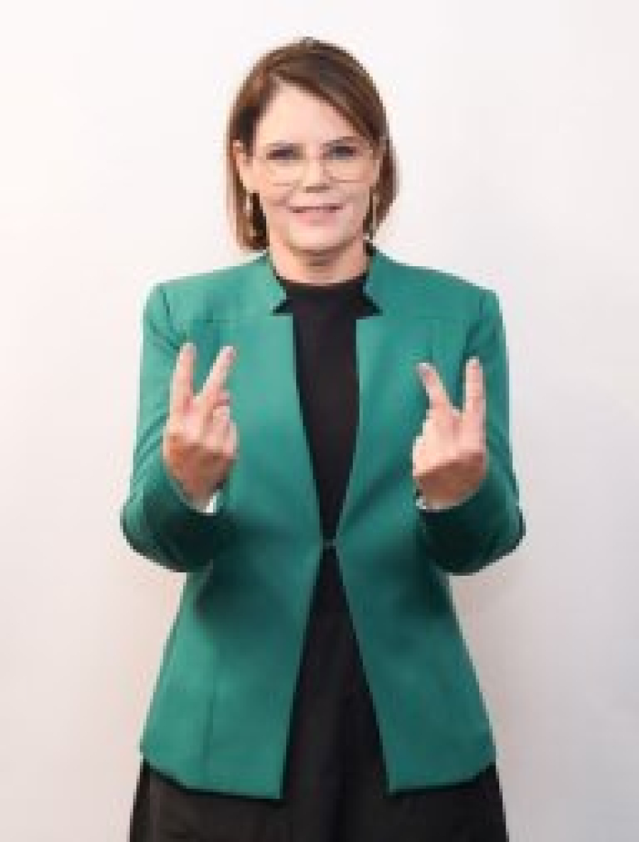 Coronel Fernanda é mais votada da história e ajuda a eleger mais 2
